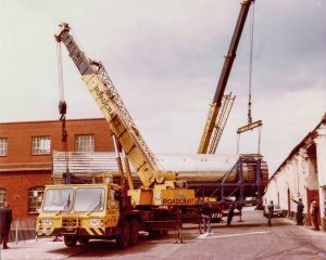 coles and Grove cranes dual lifting